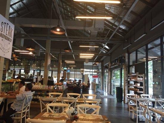 MP's Freshmart and Resto